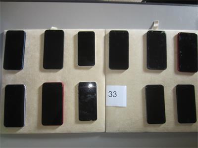 Lotto 33 - 11 Apple Iphone usati sprovvisti di cavi ed accessori